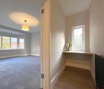 Middle Gordon Road, Camberley, Surrey, GU15 - Photo 6