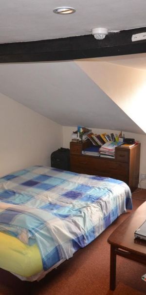 1 bedroom Flat To Let - Photo 1