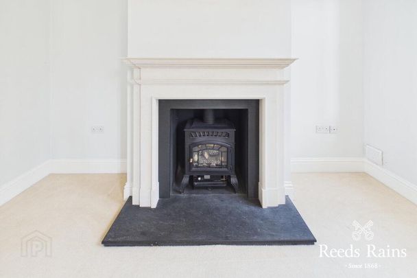 12 Park Lane Gate, Hillsborough, BT26 6FT - Photo 1