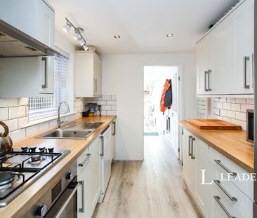 2 bedroom terraced house to rent - Photo 3