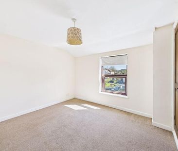 2 bedroom cottage to rent - Photo 2