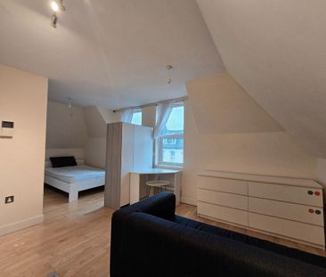 Studio to rent - Photo 4