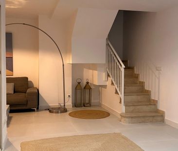 2 Bed Duplex Apartment - Photo 2