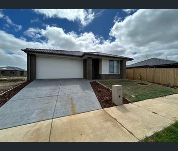 17 Ontario Cresent, Joondalup, WA 6027 - Photo 1