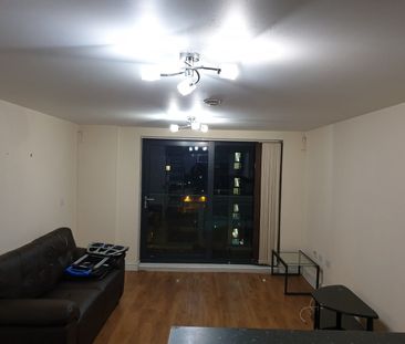 2 Bed Flat, Perth Road, IG2 - Photo 2