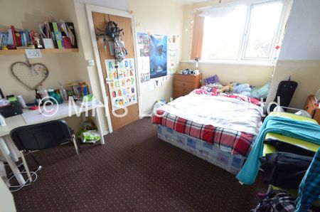 5 Bedroom Mid Terraced House for rent in Norwood Terrace - Photo 4