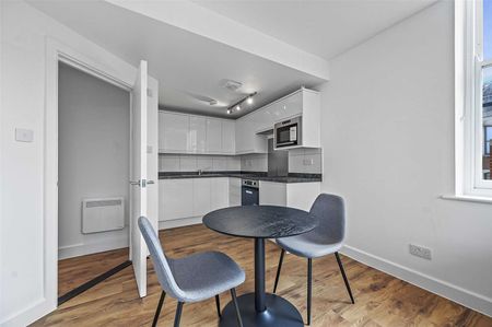 West Smithfield, London, EC1A 9HZ - Photo 5