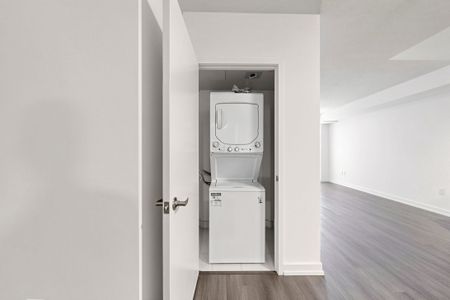 For Lease - 4010 Eglinton Avenue Unit# 312, Toronto, Ontario - Photo 4