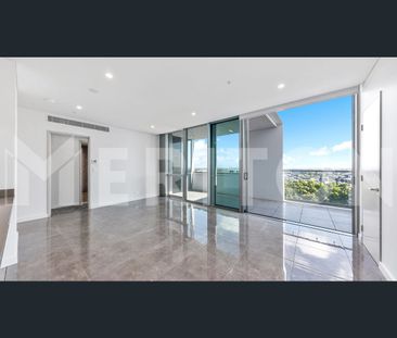 2B/5 Hutchinson Walk, Zetland, NSW 2017 - Photo 3