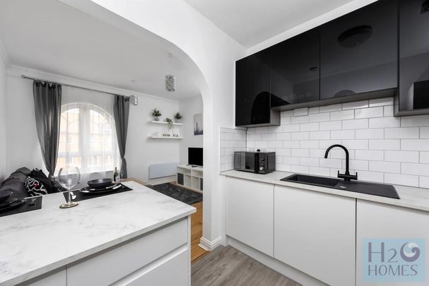 1 bedroom flat to rent - Photo 1