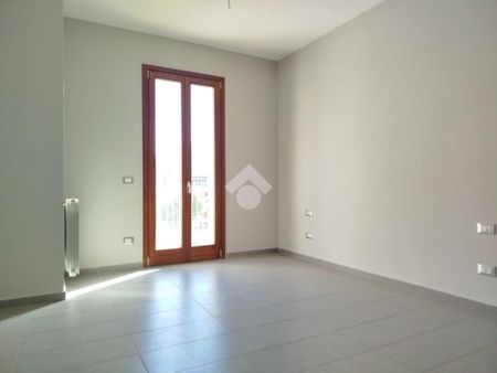 Porzione di bifamiliare in affitto - Photo 4