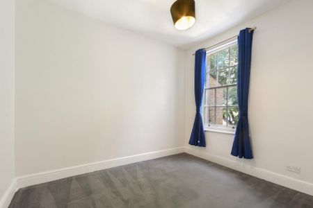 4 bedroom terraced house to rent - Photo 3