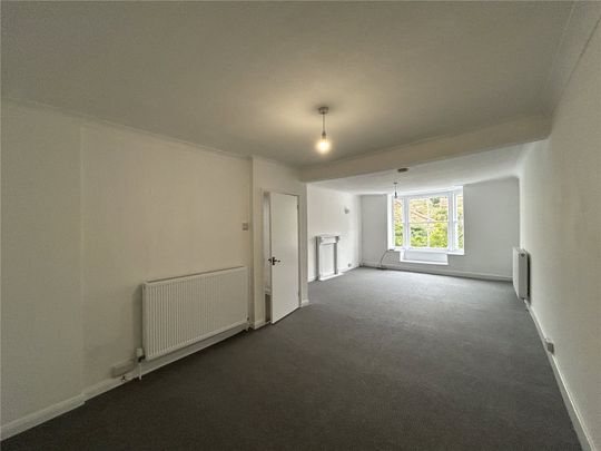 Silver Street, Ilminster, Somerset, TA19 - Photo 1