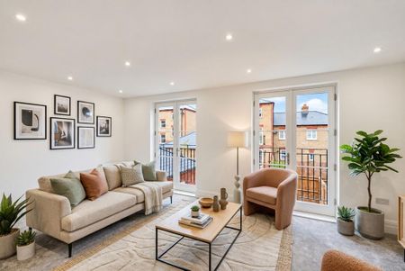 4 bedroom semi-detached house to rent - Photo 4