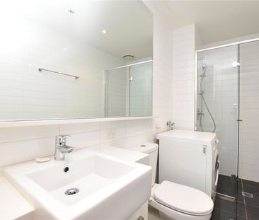 1307/118 Kavanagh Street - Photo 4