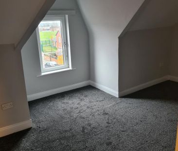 4 bedroom terraced house to rent - Photo 1