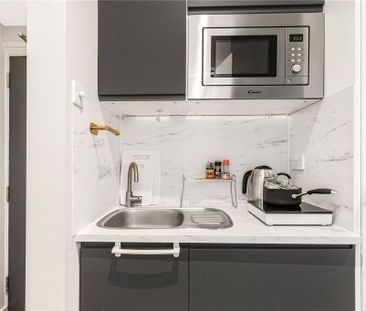 Studio to rent - Photo 2