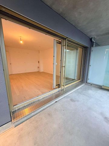 3. OG mit XXL-Loggia: Ruhig gelegen & perfekt geschnittene 2-ZI-Wohnung mit TG-Stellplatz - Photo 2