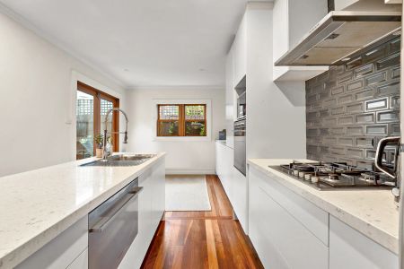 8 Duke Street, St Kilda. - Photo 2