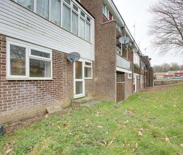 Wensleydale, Hemel Hempstead, HP2 - Photo 1