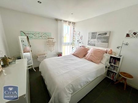 Location Appartement 4 pièces 85m² LES PENNES MIRABEAU 13170 - Photo 5