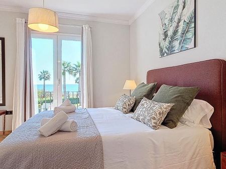 2 bedroom luxury Apartment for rent in Casares, Spain - Photo 4