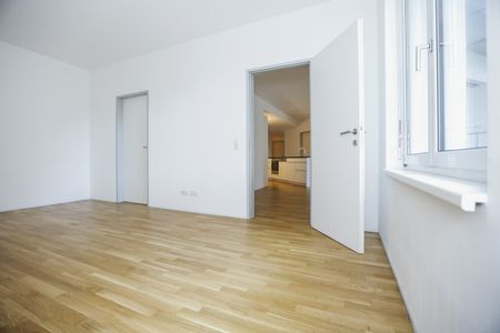 Traumhafte 4-Zimmer-Wohnung mit 2 Terrassen sowie Paketanlage und Services - Photo 3