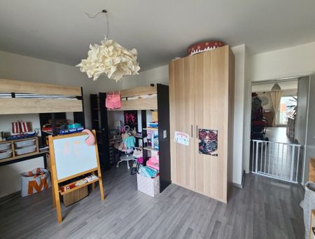 5-room apartment on the 6th floor located in Petit-Lancy 1213 - Foto 2