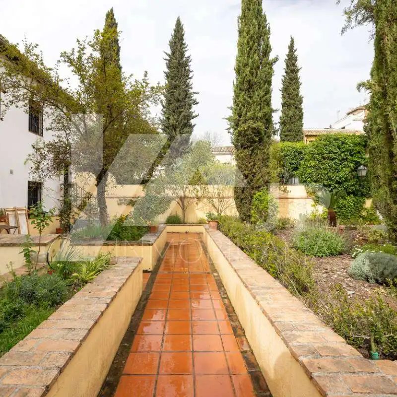 Dúplex de alquiler en Calle Horno del Vidrio, Barrio de Albaicín - Photo 1