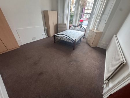 Room in a Shared House, Stapleton Hall Road, N4 - Photo 2