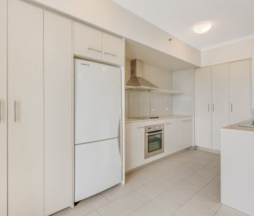 RESORT STYLE APARTMENT - Photo 3