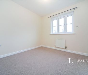 3 bedroom semi-detached house to rent - Photo 3