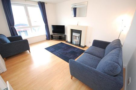 2 bedroom flat to rent - Photo 4