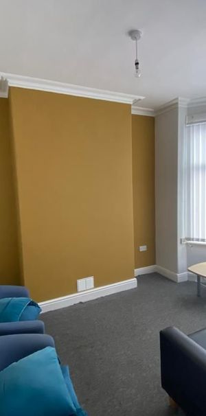 2 bed terraced house to rent in Upton Street, Middlesbrough - Photo 1