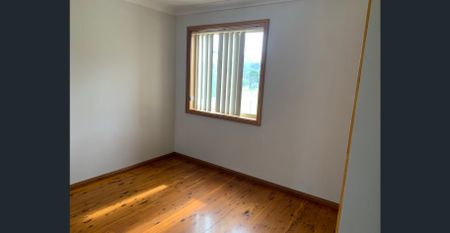 3-Bedroom Coastal Home Near Cuttagee Beach - Photo 4