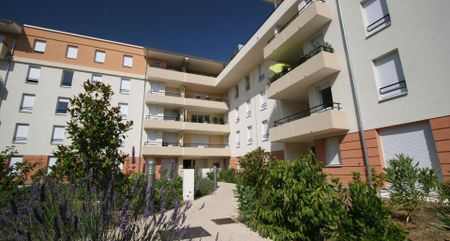 location Appartement T2 DE 43.81m² À CARPENTRAS - Photo 3