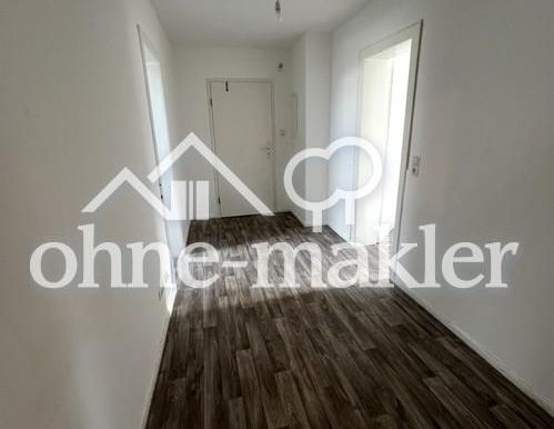 70 m² Dachgeschoss-Wohnung in zentraler Lage - Foto 1