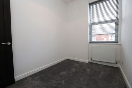 Fenton Street, Bury, BL8 1LU - Photo 3