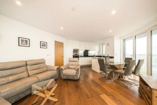 3 bedroom flat to rent - Photo 1