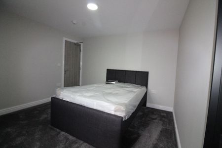 St Pauls Road, Preston - Photo 5