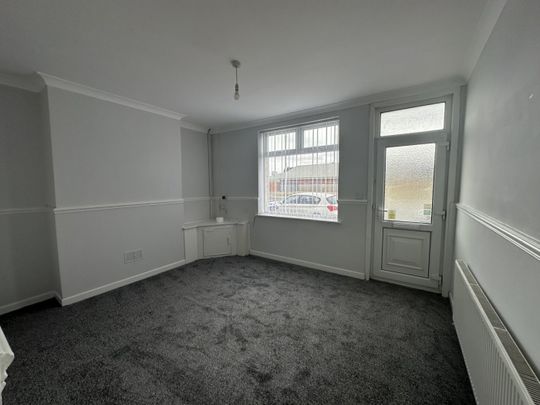 2 bed Terraced - To Let - Photo 1