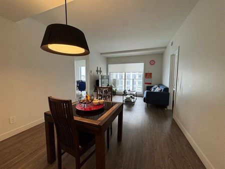 285 Boul. Hymus - Photo 4