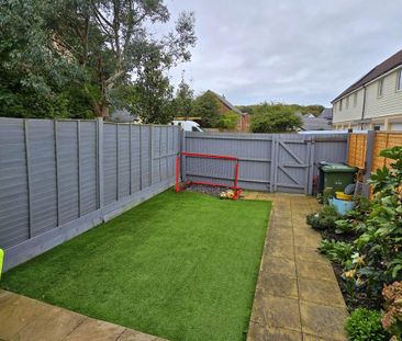 3 bedroom terraced house to rent - Photo 4