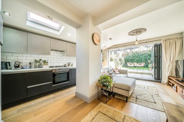 Chippendale Street, Clapton, E5 - Photo 1