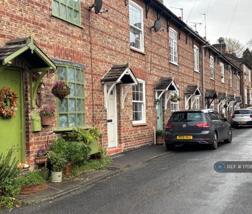 2 bedroom terraced house to rent - Photo 2
