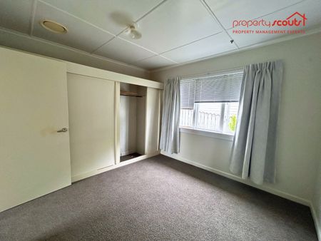 Tidy 3-Bed Home in Sought-After Stanmore Bay - Photo 5