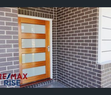 A Family Home You’ll Love – With Views You’ll Never Forget - Photo 2