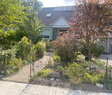 For Lease - 82 King High Avenue Unit# Upper Level, Toronto, Ontario - Photo 2