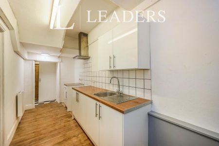 Studio to rent - Photo 5