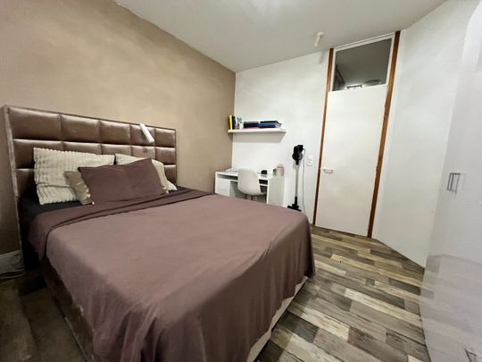 1 slpk-appartement met terras en autostaanplaats - Photo 1